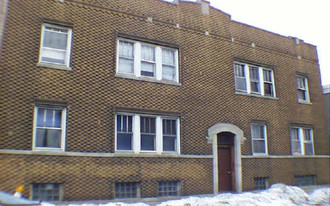 4049 W 31st St Apartments