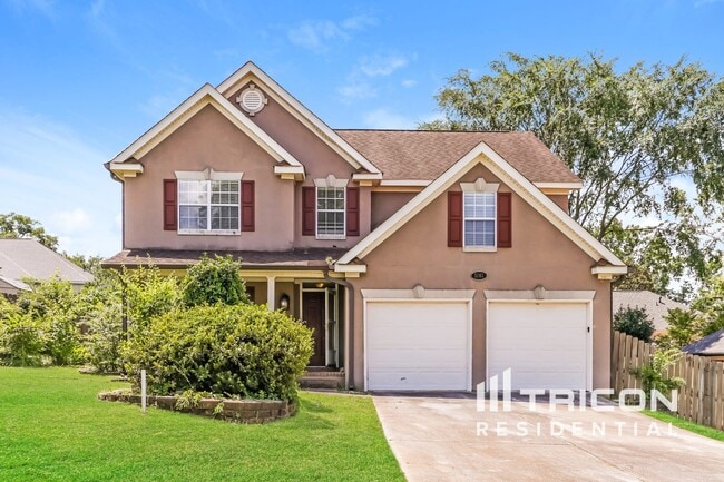 property at 3862 Live Oak Ln