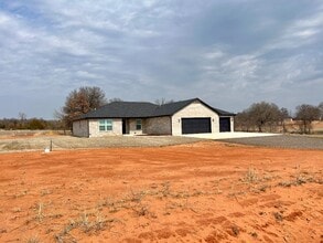 2184 Hilltop Ln in Blanchard, OK - Building Photo - Building Photo