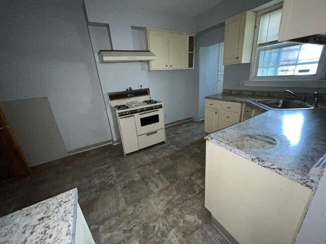 property at 264X Polk St