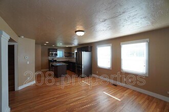 1202 W Hale St in Boise, ID - Building Photo - Building Photo
