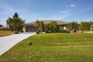 5302 SW 25th Pl in Cape Coral, FL - Building Photo