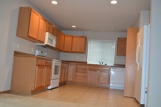 1769 Cadborough Ln in Dupont, WA - Building Photo - Building Photo