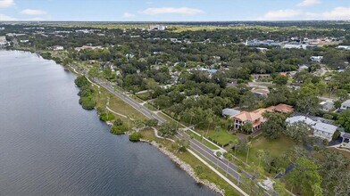 215 Edgewater Dr in Dunedin, FL - Building Photo - Building Photo