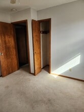 203 Valley St in Mankato, MN - Foto de edificio - Building Photo