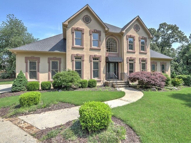 property at 3237 Waldwick Way SE