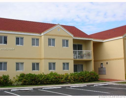 13820 SW 112th St-Unit -210 in Miami, FL - Building Photo - Building Photo