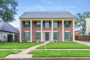 2010 Dublin Dr in League City, TX - Building Photo