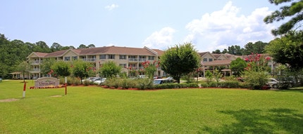 Cherry Laurel in Tallahassee, FL - Building Photo - Building Photo