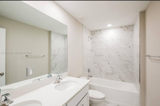 property at 1702 SW Airoso Blvd