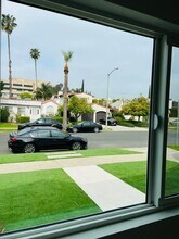 482 S Hamel Rd in West Hollywood, CA - Building Photo - Building Photo