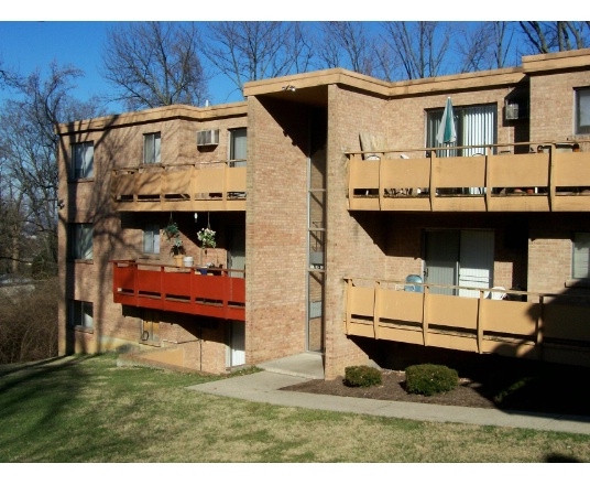 Avon Fields Apartments in Cincinnati, OH - Foto de edificio - Building Photo