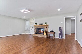 20 Atkins Ln in Newport News, VA - Building Photo - Building Photo