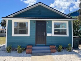 708 Davis St in Daytona Beach, FL - Building Photo