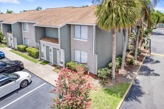 Winford Place Apartments in Orlando, FL - Foto de edificio - Building Photo