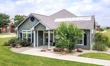 The Reserves at Saddlebrook in Burkburnett, TX - Building Photo - Building Photo