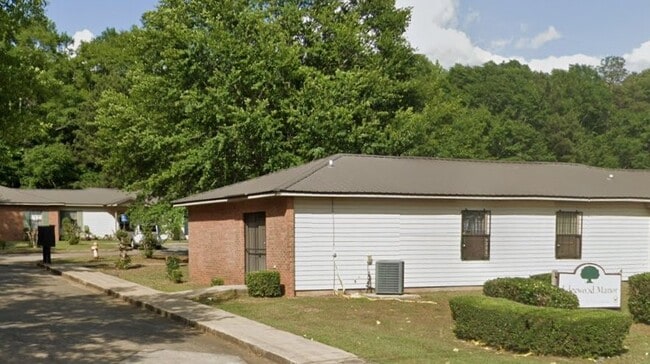 206 Edgewood Dr in Fort Deposit, AL - Building Photo - Building Photo