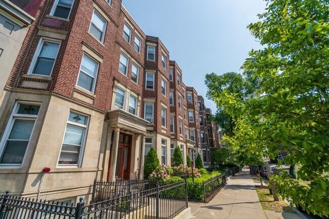 property at 51 Queensberry St