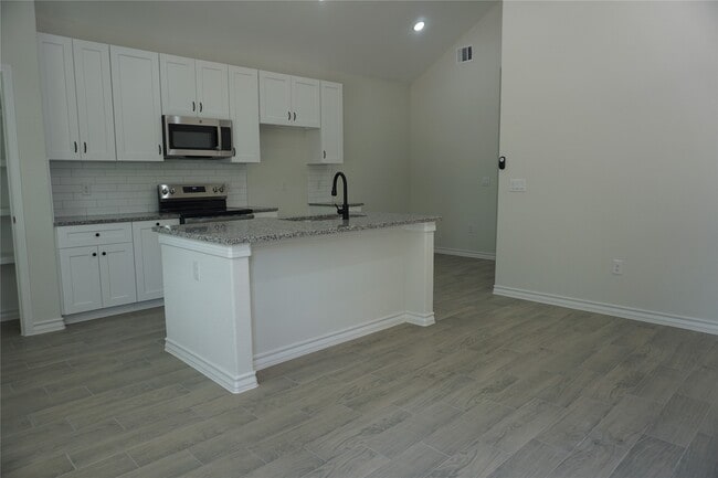 property at 9980 Calendar St