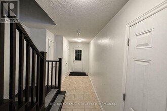 27 Waterbridge St in Hamilton, ON - Building Photo - Building Photo