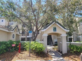 5174 Northridge Rd, Unit 112 in Sarasota, FL - Building Photo