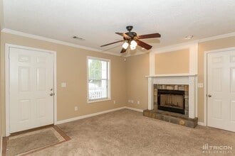 1318 N Hampton Dr in Hampton, GA - Building Photo - Building Photo