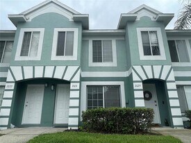 2031 Fluorshire Dr in Brandon, FL - Building Photo