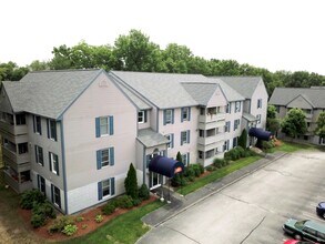 171 Eastern Ave in Manchester, NH - Building Photo - Building Photo