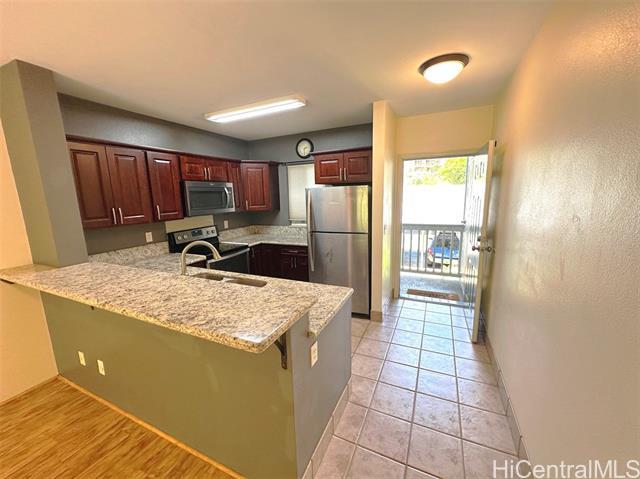 95-877-877 Wikao St in Mililani, HI - Building Photo - Building Photo