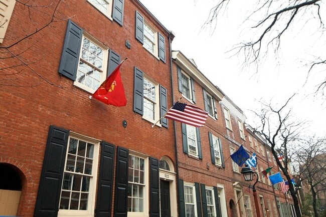 528 Delancey St, Unit #1 - Garden Apartment in Philadelphia, PA - Building Photo - Building Photo