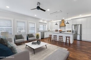 95-99 Bay Ave in Highlands, NJ - Building Photo