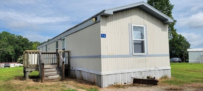 801 Trollingwood Hawfields Rd in Mebane, NC - Building Photo - Building Photo