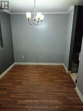 100 Dundalk Dr in Toronto, ON - Building Photo - Building Photo