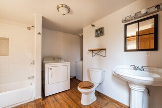 325 Myrtle Ave in Bridgeport, CT - Building Photo - Building Photo