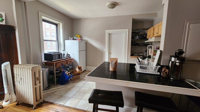 1050 Commonwealth Ave, Unit 24