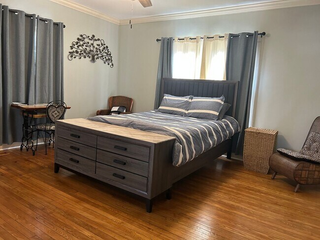 311 E Bridgers St in Burgaw, NC - Building Photo - Building Photo