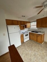 4722 SE 83rd Ave in Portland, OR - Building Photo - Building Photo