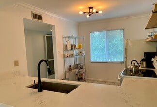 118 Palm Dr in Naples, FL - Building Photo - Building Photo