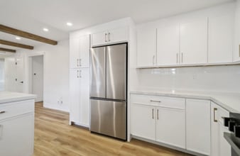 23681 Cavanaugh Rd in Lake Forest, CA - Building Photo - Building Photo