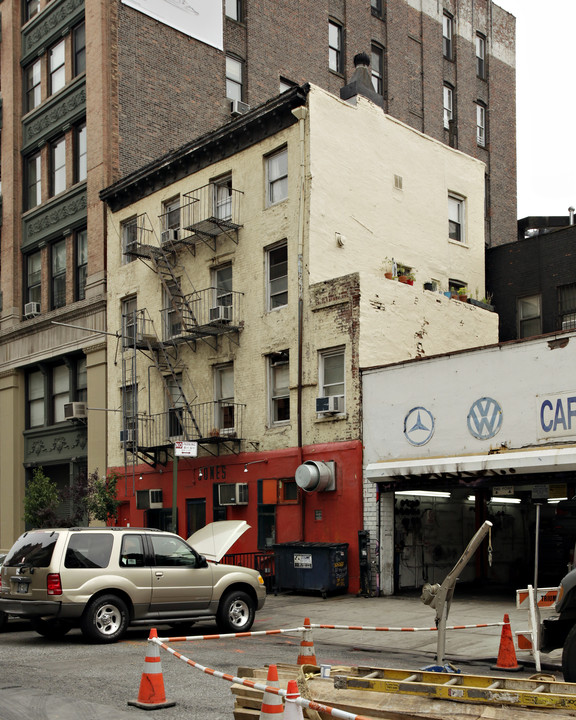 54 Great Jones St in New York, NY - Foto de edificio