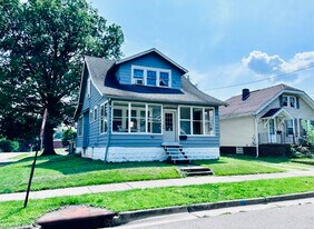 1138 Kohler Ave in Akron, OH - Building Photo