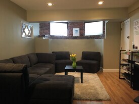 1895 Beacon St, Unit 4 in Brookline, MA - Building Photo