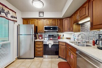 815 Hunters Run Rd, Unit C in Townsend, TN - Building Photo - Building Photo