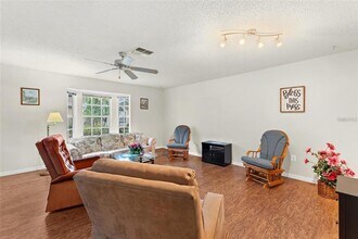 2373 Hounds Trail in Palm Harbor, FL - Building Photo - Building Photo