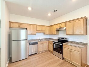 8927 Untreiner Ave in Pensacola, FL - Building Photo - Building Photo