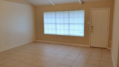 430 Mistywood Dr in Houston, TX - Building Photo - Building Photo