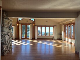 3041 Table Bluff Rd in Loleta, CA - Building Photo