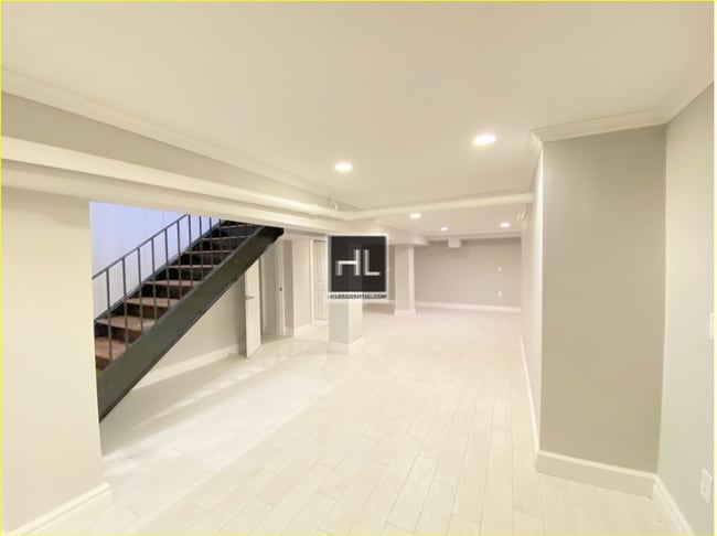 W 52ND ST. in New York, NY - Building Photo - Building Photo