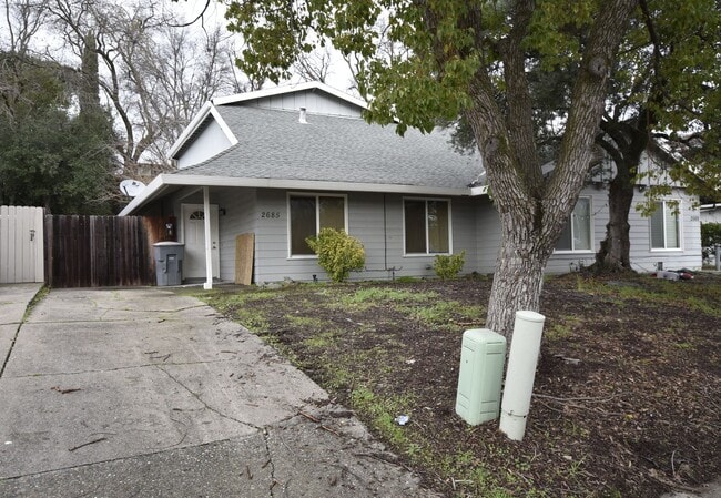2685 S Whitney Blvd in Rocklin, CA - Building Photo - Building Photo