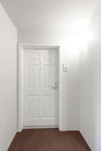 160 S Hudson Ave in Pasadena, CA - Building Photo - Building Photo